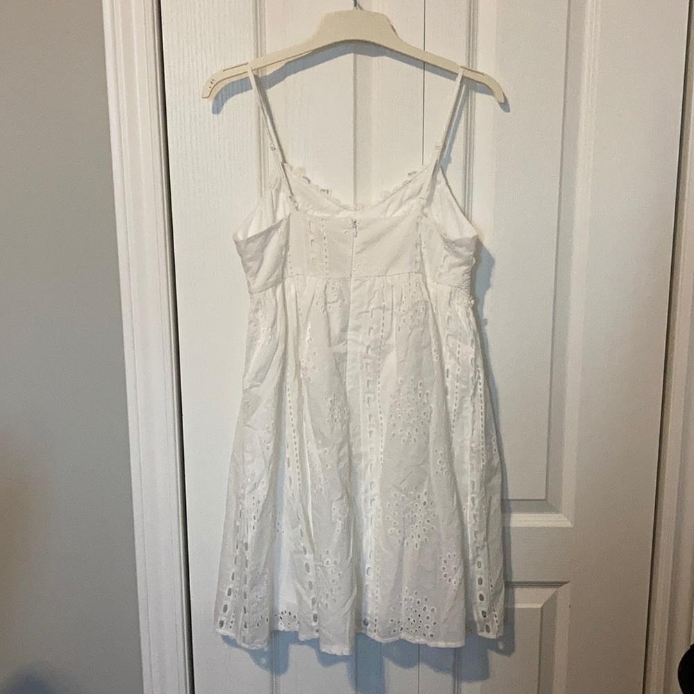 Lace dress - Picture 5 of 5
